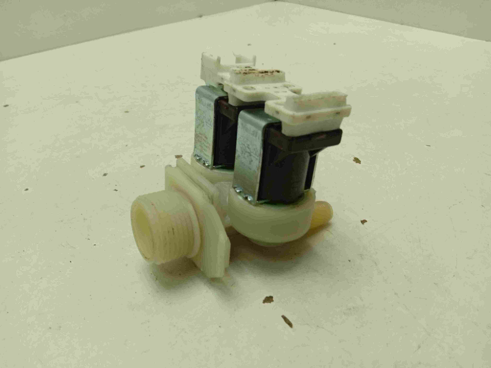 WLX24463OE/23 кт217 Клапан подачи воды для стиральной машины Bosch WLX24463OE/23 б/у