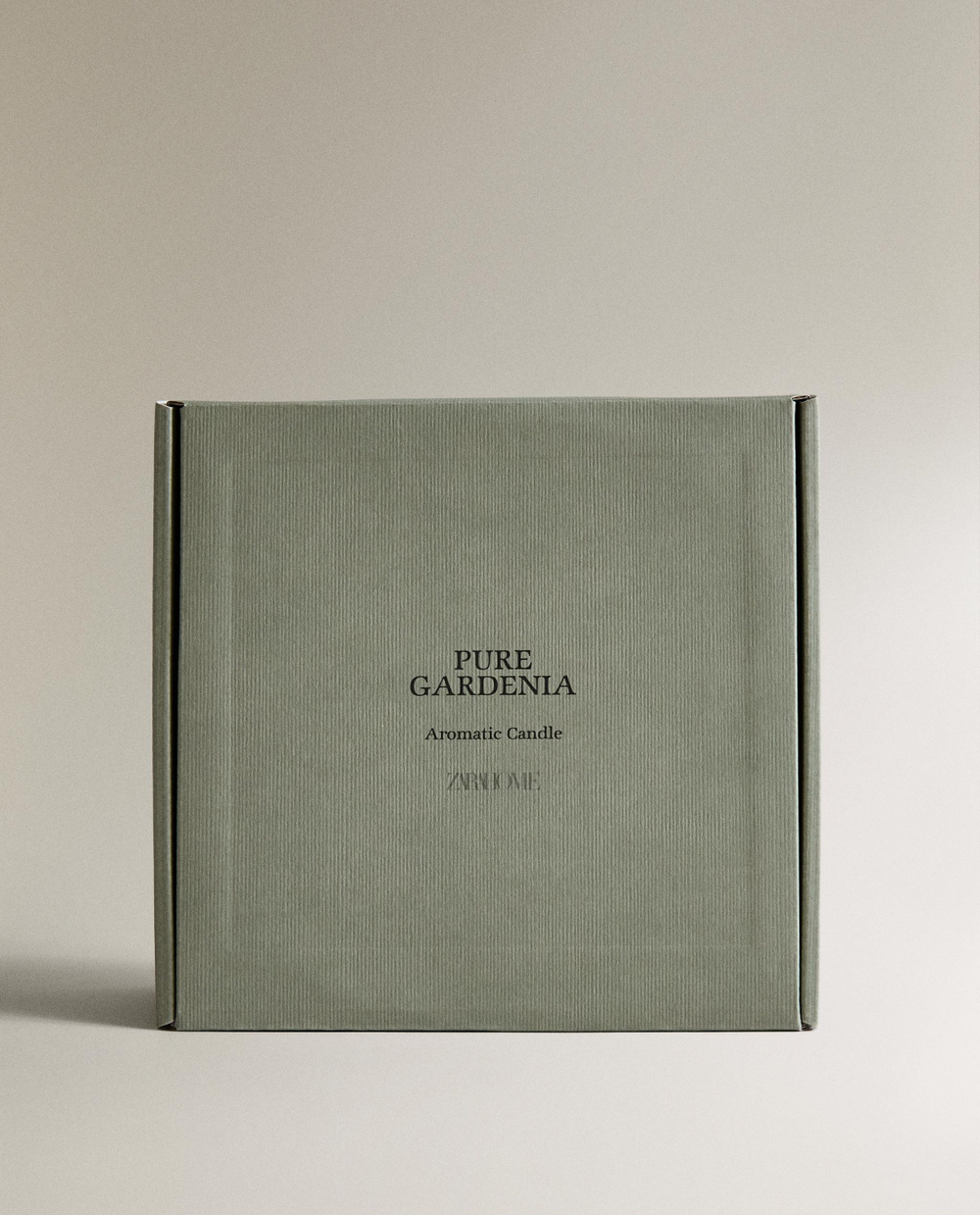Свеча ароматическая Pure Gardenia 590 г Zara Home, фото 8