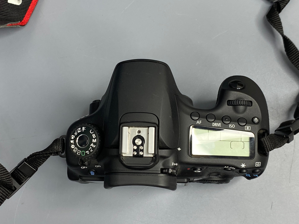 Canon EOS 60D — 6 200 кадров