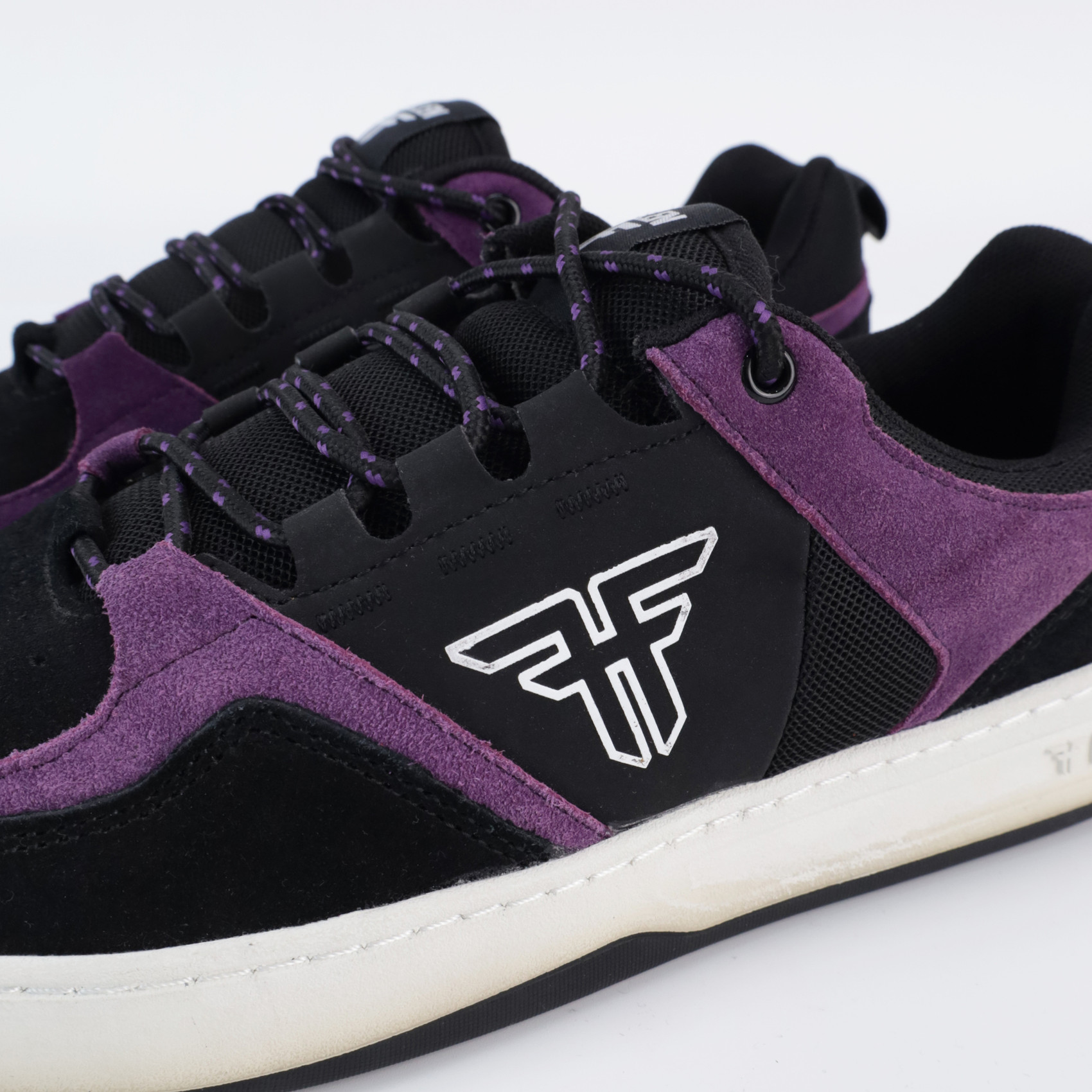 Fallen The Crest (black/plum) артикул:FMO1ZA14 - купить в магазине Дайс