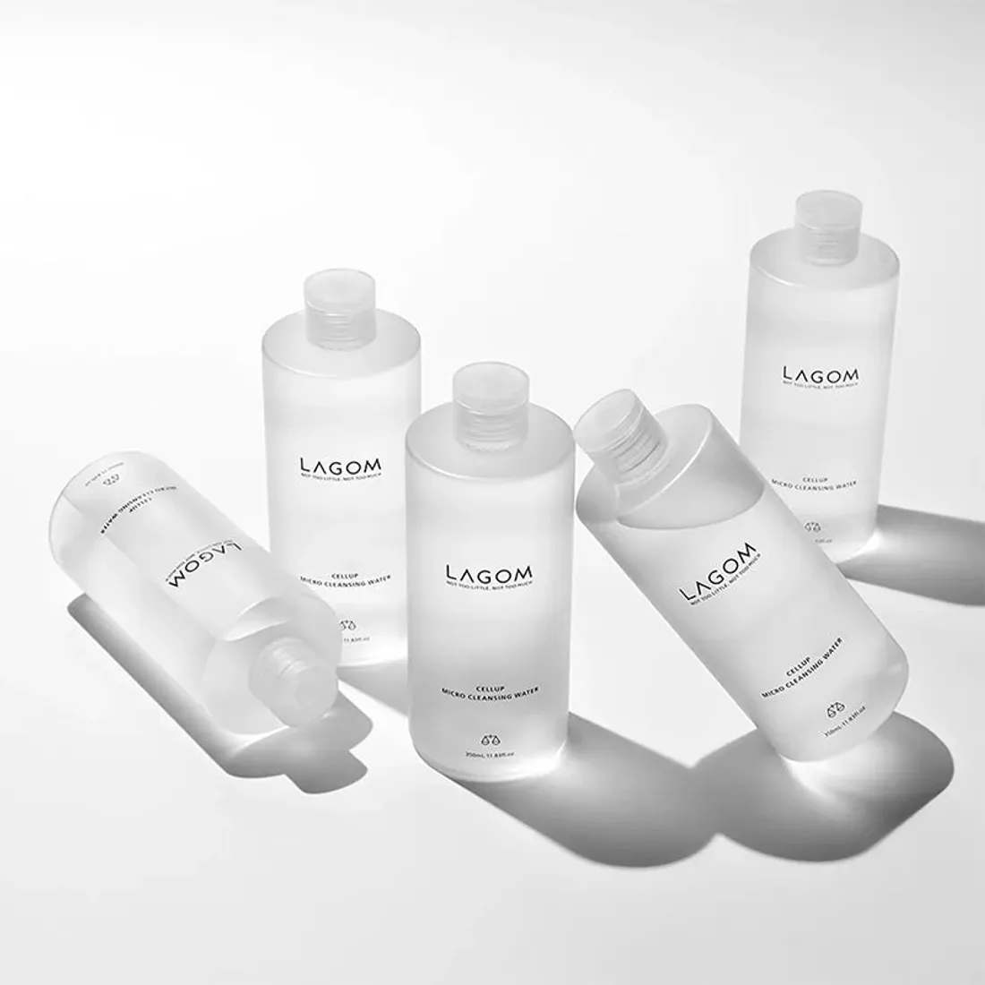 Lagom cellup micro cleansing water Мягкая мицеллярная вода 350 ml