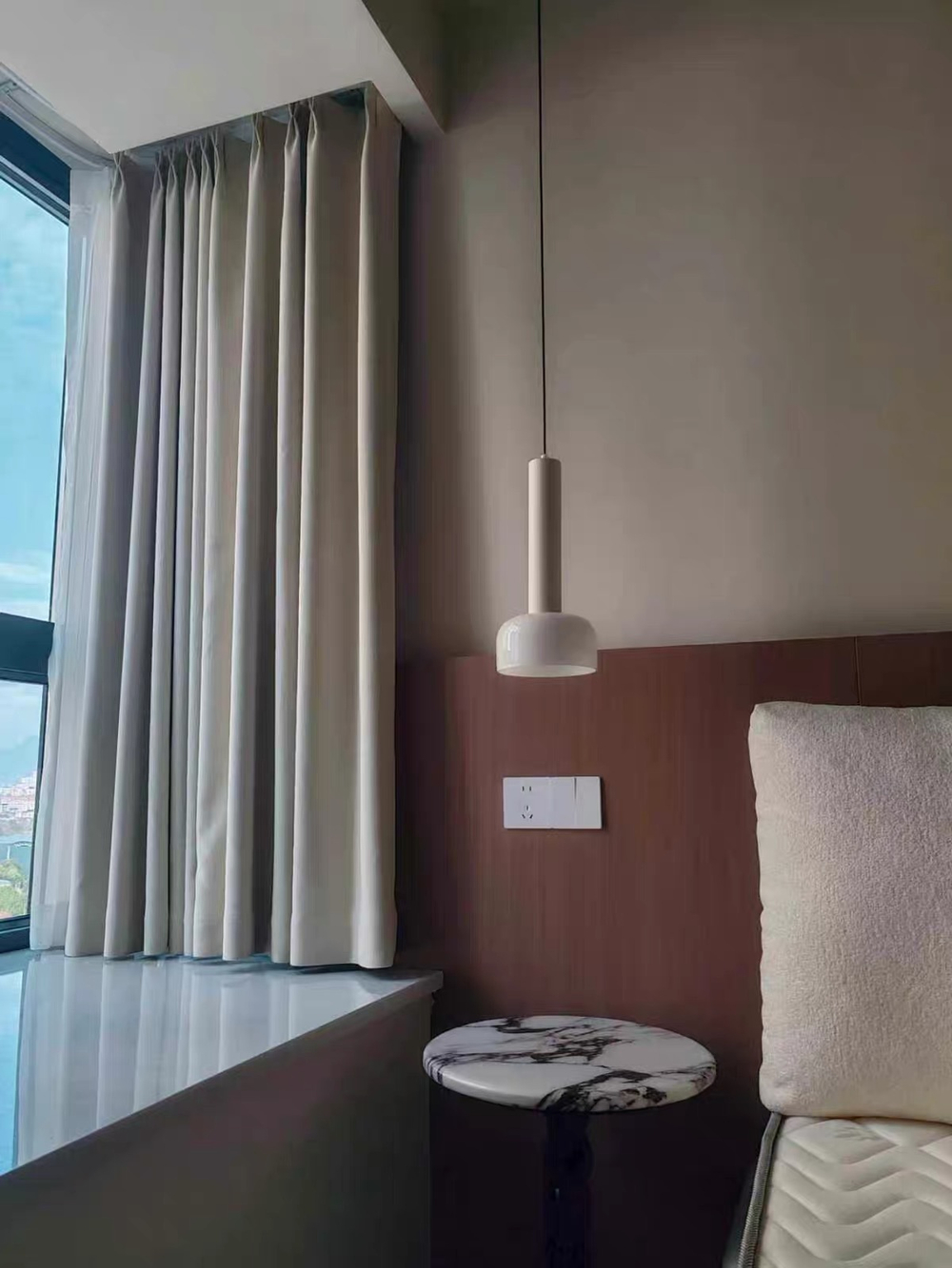 Pendant design lamp Bellhop by Flos