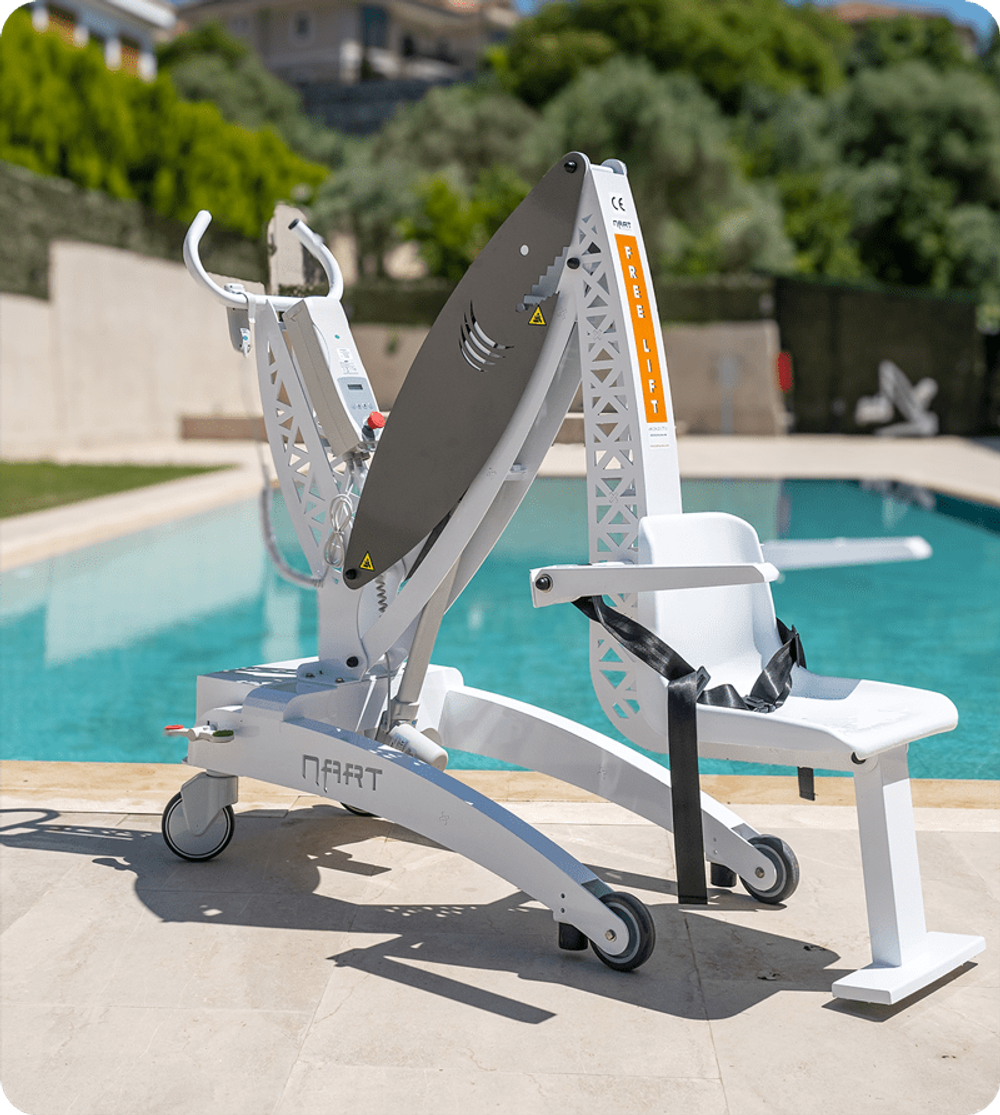 Подъемник для бассейна NART SHARK POOL LIFT (мобильный, простой и надежный)