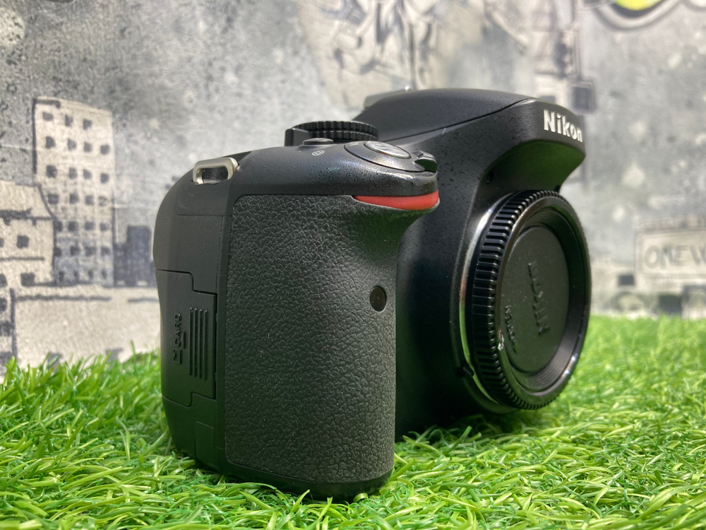 Nikon D5100 18.500 кадров