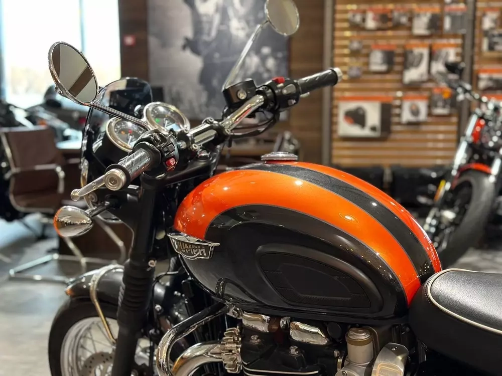 Мотоцикл Triumph Bonneville T120 2019