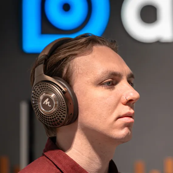 Focal Bathys MG Chestnut