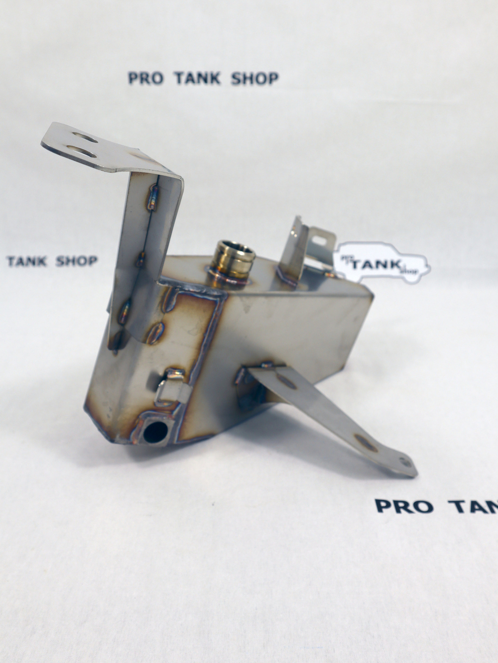 Бачок омывателя под установку с бампером (серии Blade) TOPFIRE для TANK 300