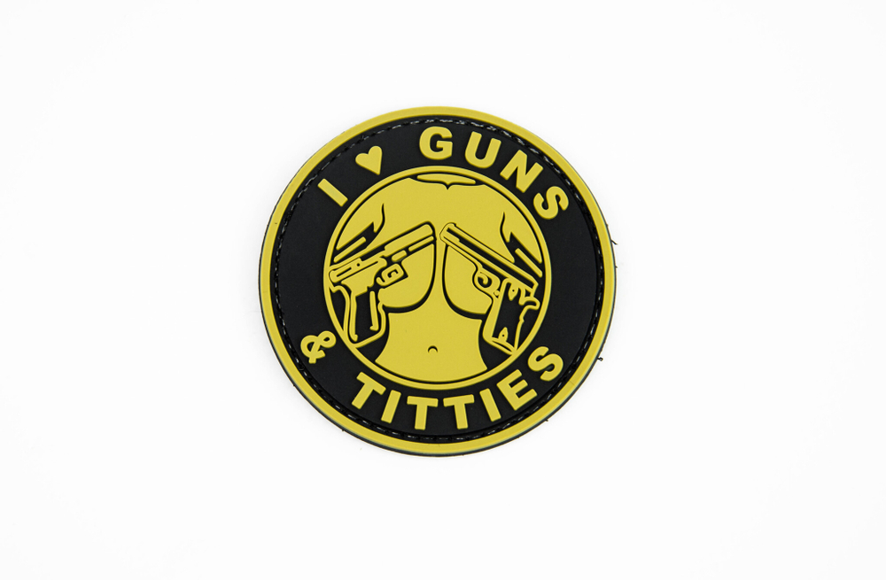 Шеврон I Love Guns & Titties PVC 6см. Койот