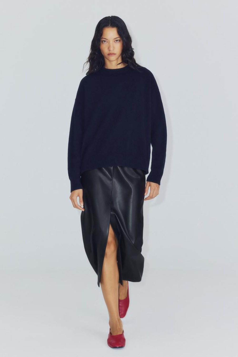 ZARA КОЖАНЫЕ БАЛЕТКИ НА ПЛОСКОЙ ПОДОШВЕ, КРАСНЫЙ
