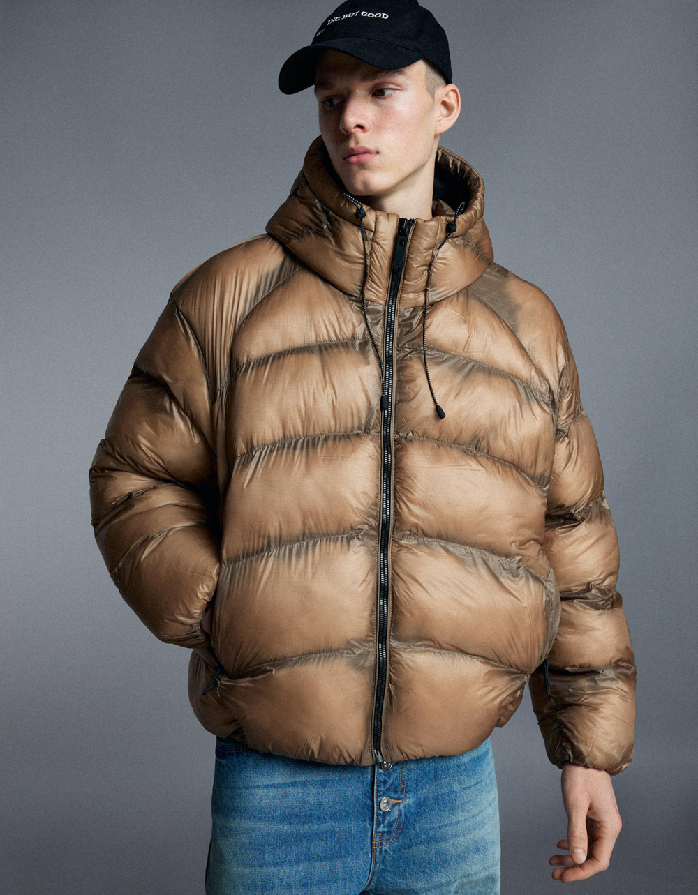 Мужская стёганая куртка с полупрозрачным эффектом - BERSHKA