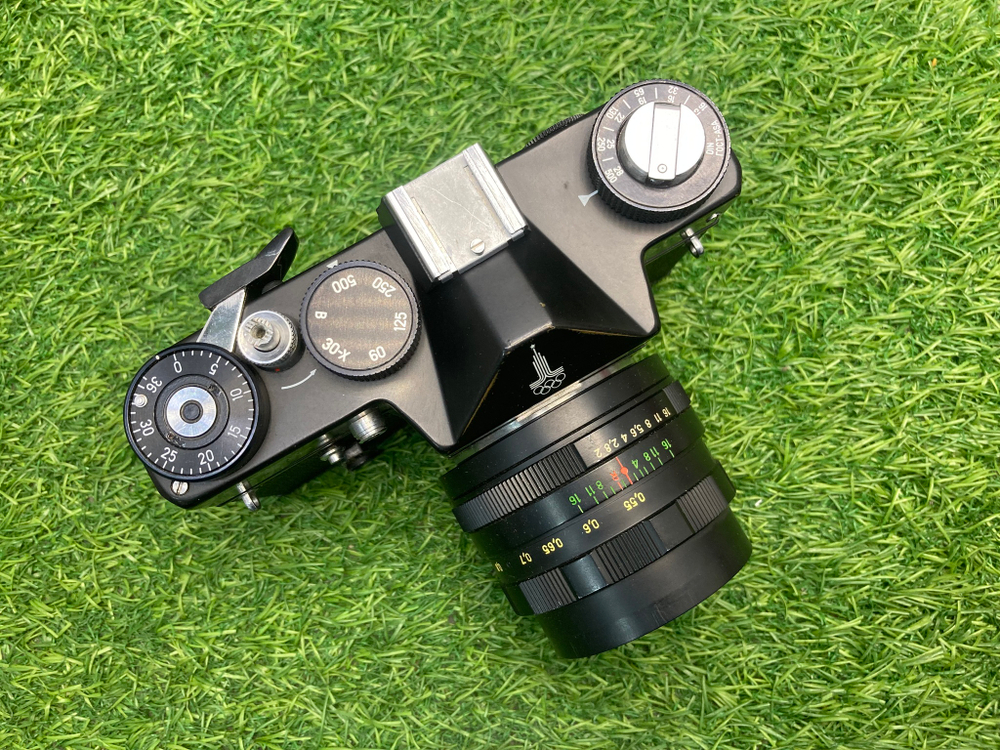 Zenit TTL Олимпийский + Helios-44M