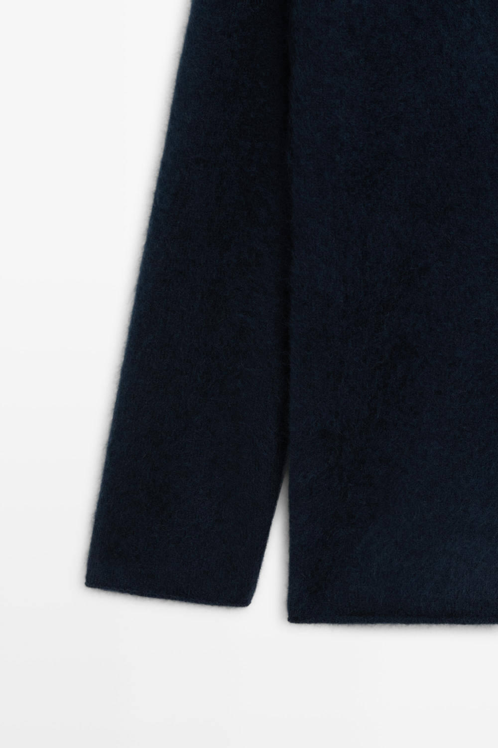 Massimo Dutti Трикотажный джемпер оверсайз с V-образным вырезом, темно-синий