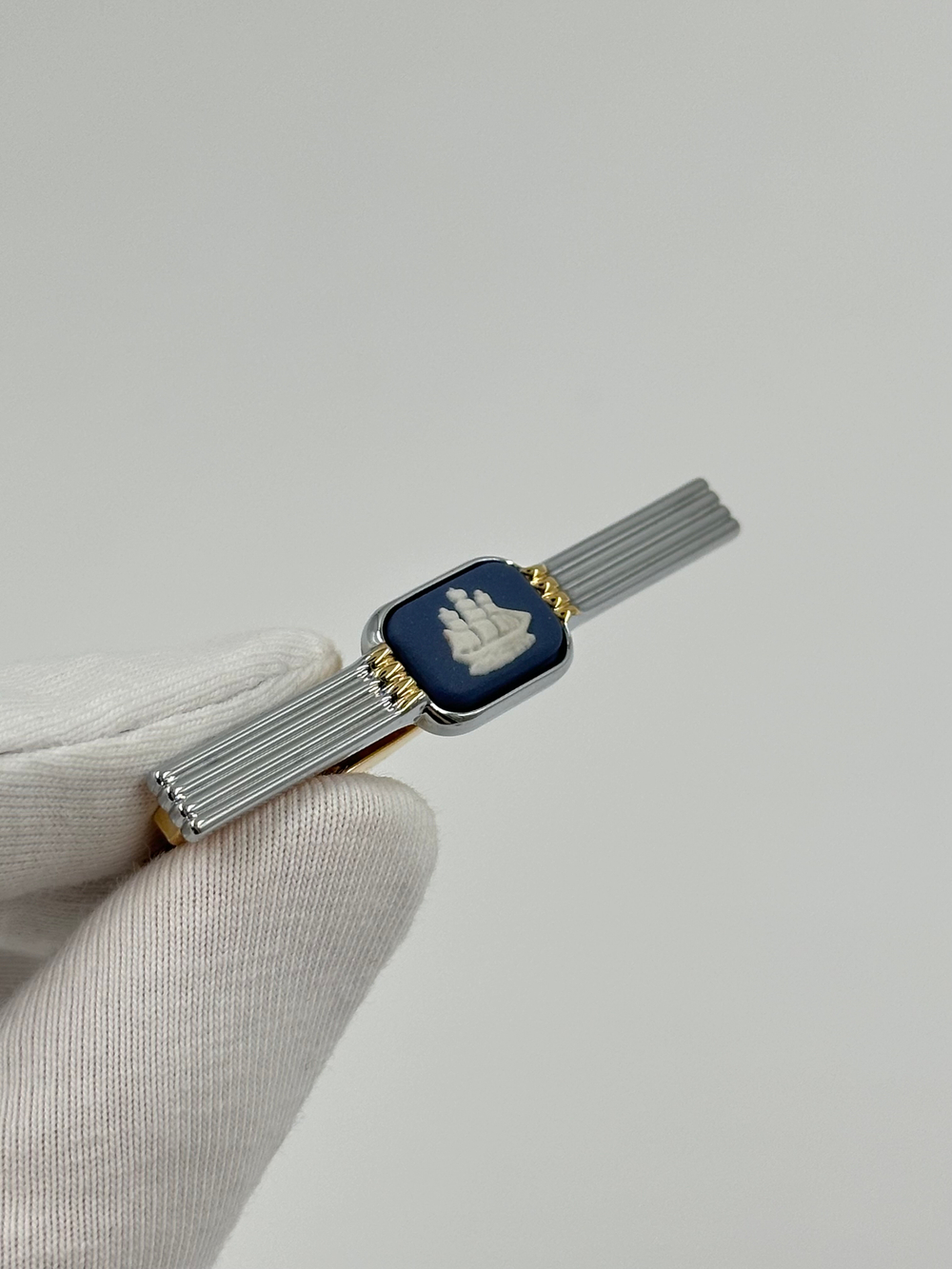 Зажим для галстука Wedgwood