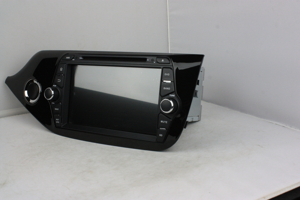 Установочный комплект для KIA Ceed II 2012+ (рамка глянец)  KUBERG KD-8055-P5