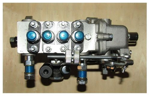 Насос топливный высокого давления TDY 19 4L/Fuel Injection Pump