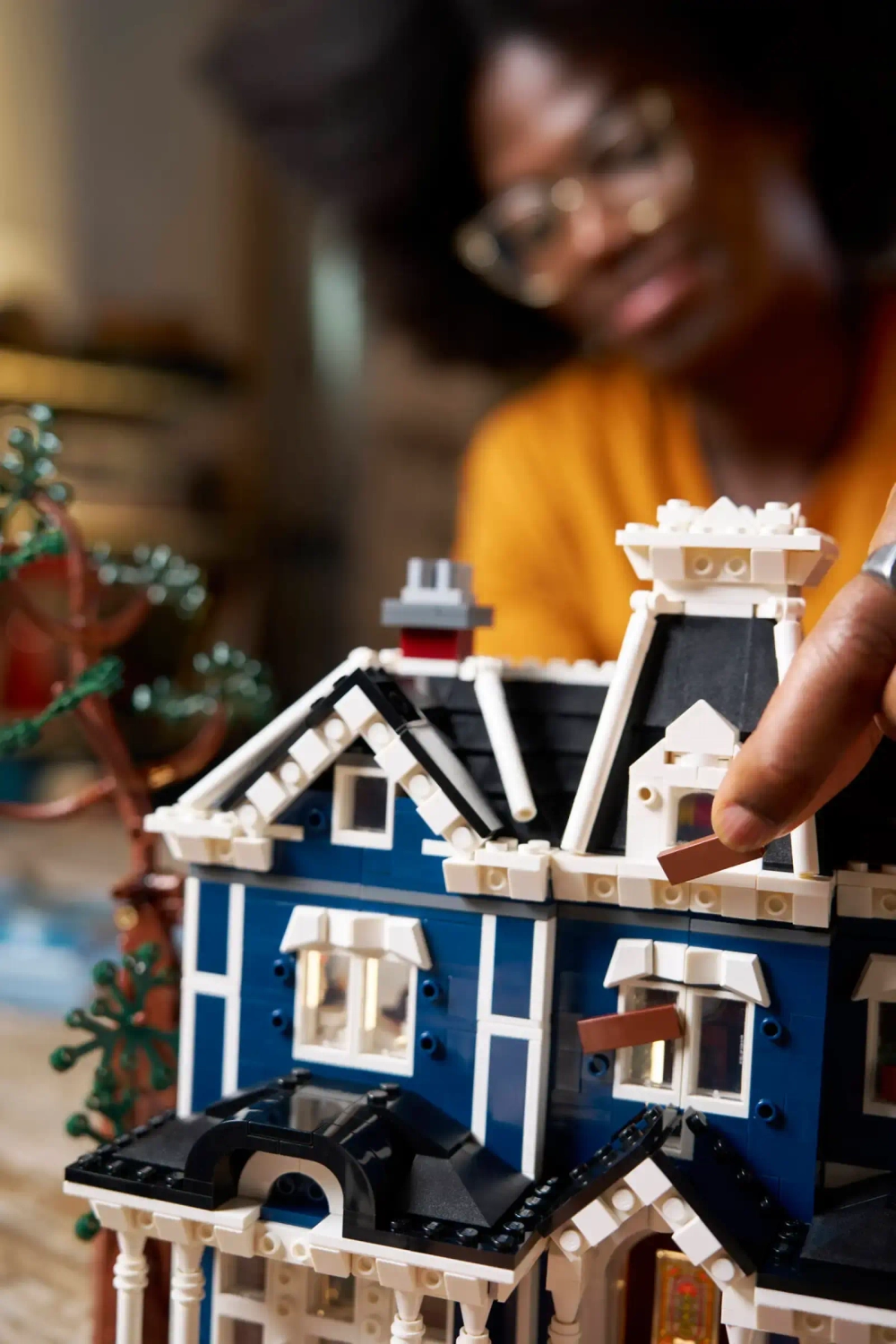 Конструктор LEGO Icons 11370 Stranger Things: The Creel House