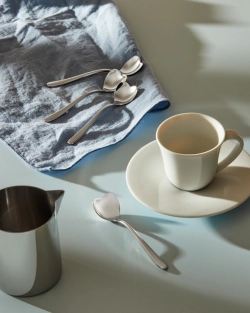 Alessi Набор из 4 ложек для кофе эспрессо, 10 см. AMMI08SET