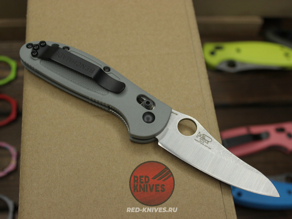 Нож Benchmade 555 Griptilian Mini - серый нейлон, клинок стоунвош