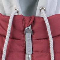Жилет стеганый с капюшоном "Мерло"