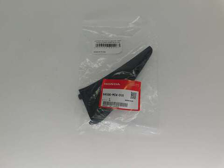 накладка на пластик верхняя левая Honda VFR800 64596-MCW-D00