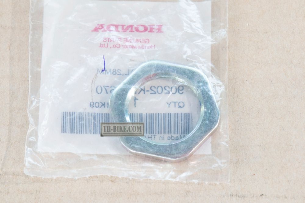 90202-KN7-670. NUT, SPECIAL, 28MM