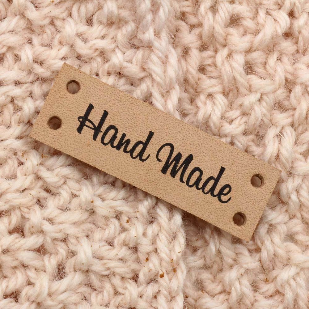 Бирки пришивные кожа ""Hand Made"" 1,4х4см, цв. бежевый, уп.8 шт