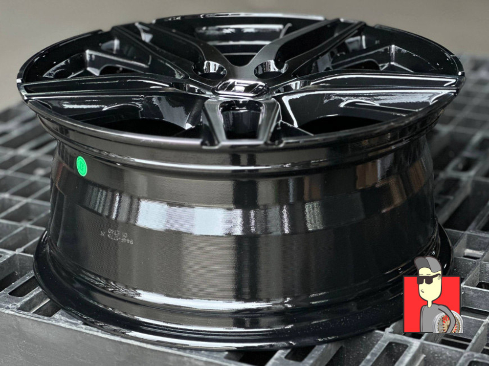 Комплект дисков Honda 19x8.5 et35 5x114.3
