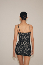 КОРОТКОЕ КРУЖЕВНОЕ ПЛАТЬЕ — ZARA
