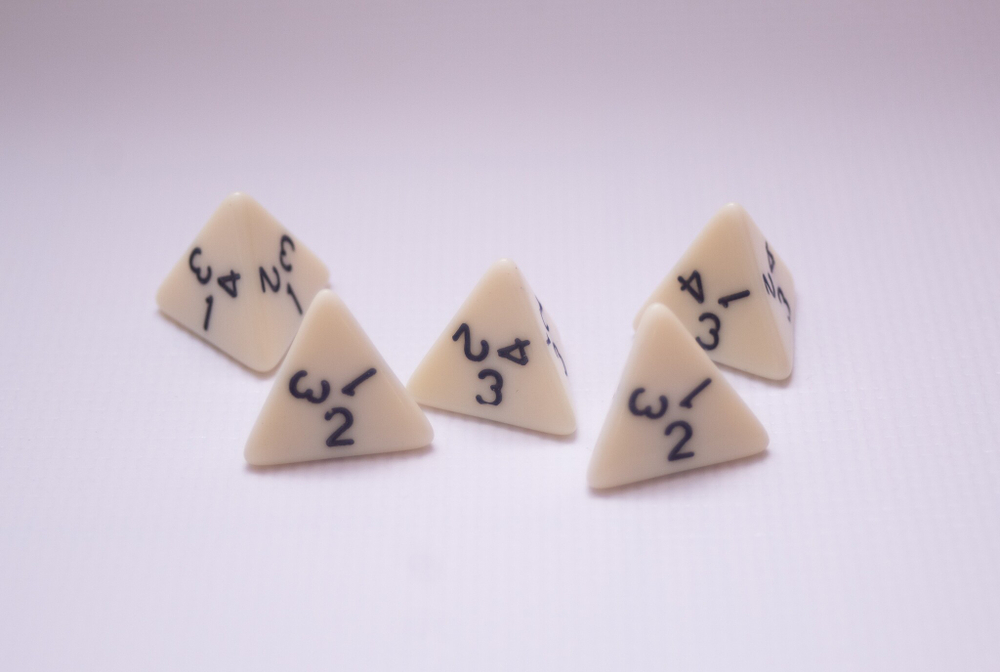 Кости Д4 костяные - 5 шт.