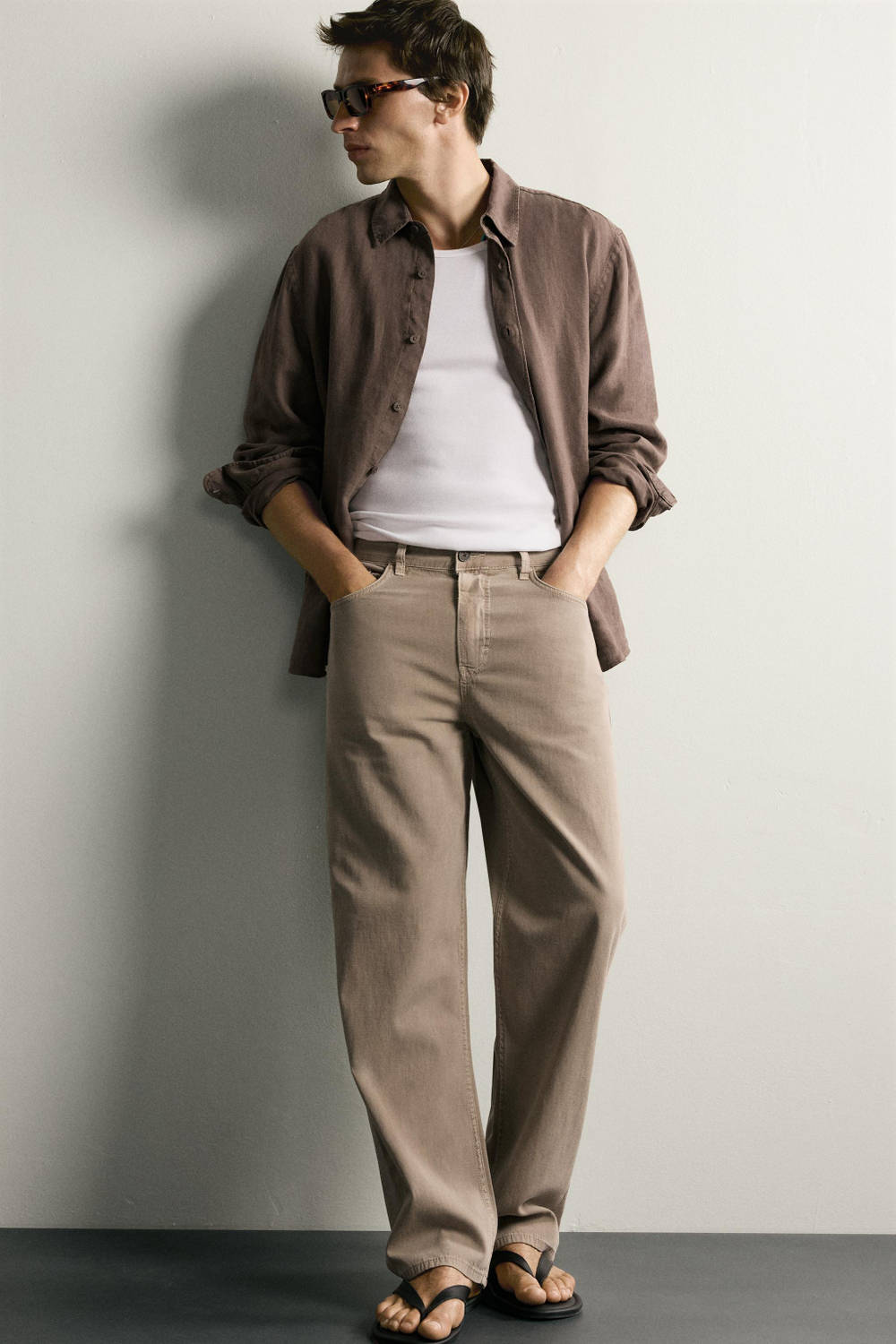 ДЖИНСЫ STRAIGHT FIT — ZARA · 0840/305