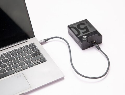Аккумулятор SWIT OMNI-50S V-Mount Pocket 50 Вт·ч разъемы D-Tap, USB-C, USB-A