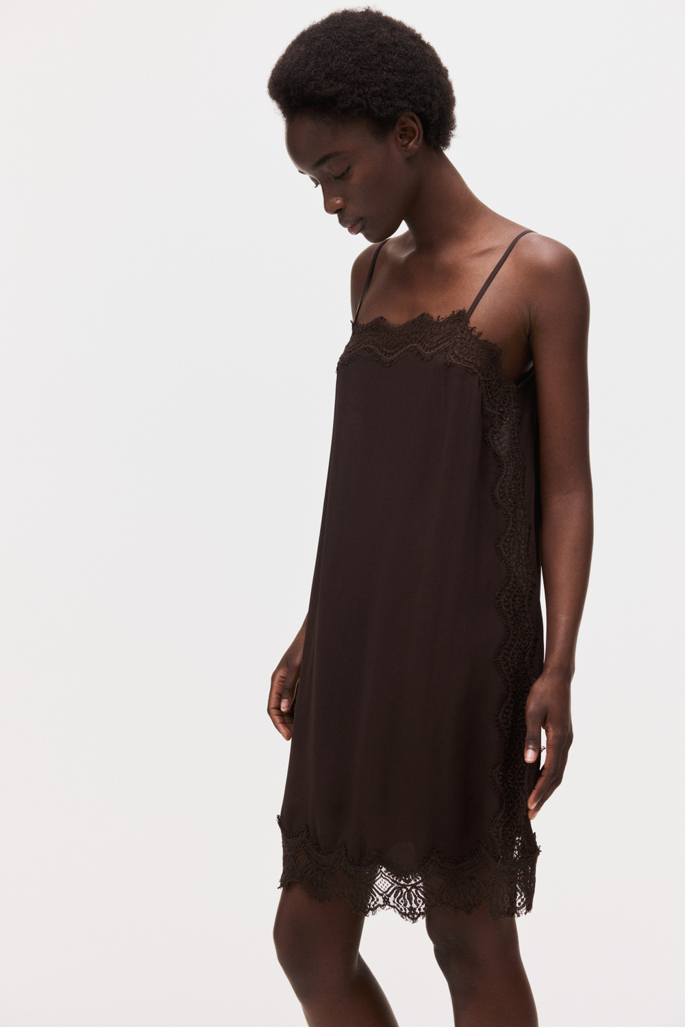 Платье с кружевной лентой из вискозы - H&M