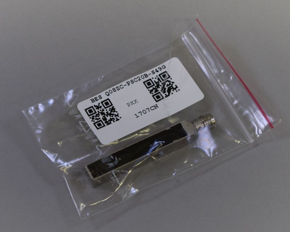 Датчик расстояния BALLUFF BES Q08ZC-PSC20B-S49G Датчик расстояния BALLUFF BES Q08ZC-PSC20B-S49G