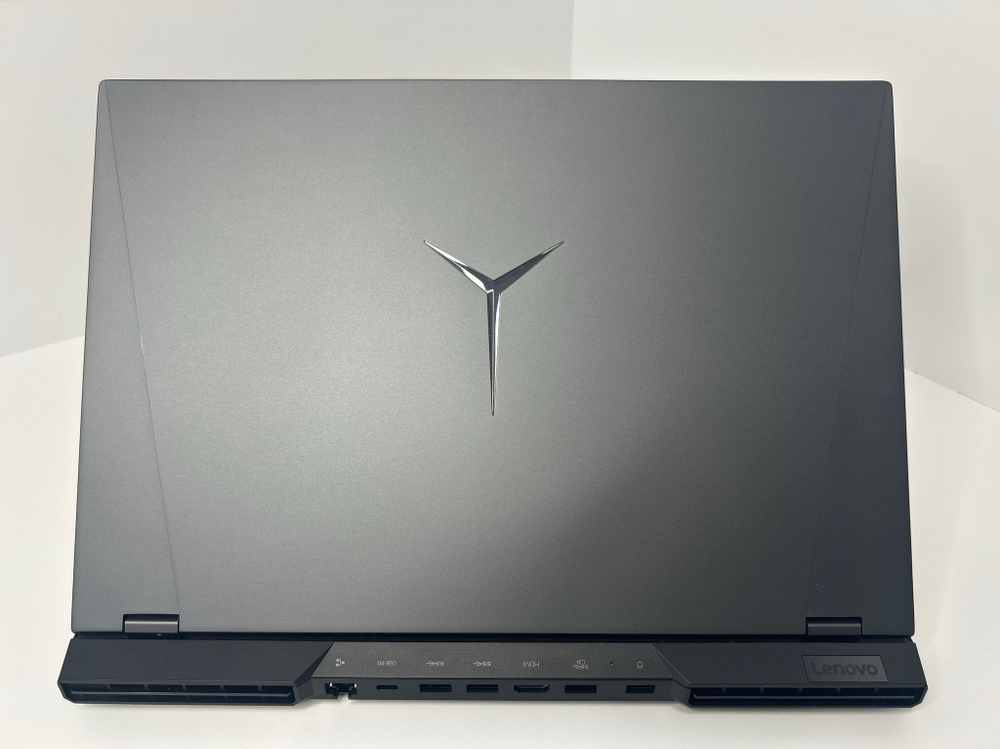 Ноутбук Lenovo Legion 5 Pro 16ACH6H (82JQ000URK) 16"/AMD Ryzen 7 5800H/RAM 16GB/SSD 1024GB/NVIDIA GeForce RTX 3060 6GB/IPS/2560x1600/DOS/Подсветка кл-ры: RGB/черный. Состояние: C1