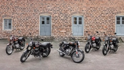 Royal Enfield Bullet 350 Standard Black
