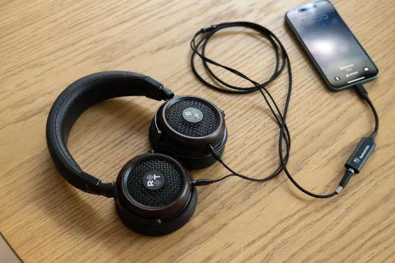 Radiotehnika Feylon Black