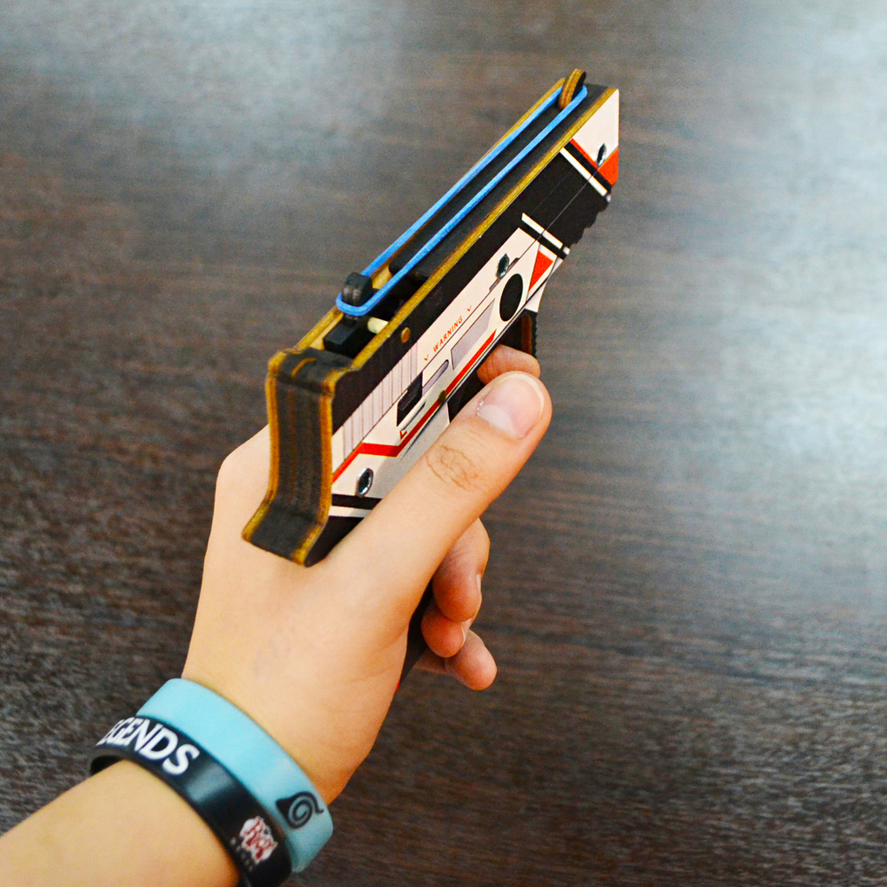 Пистолет VozWooden P250 версия 1.6 Азимов (деревянный резинкострел)