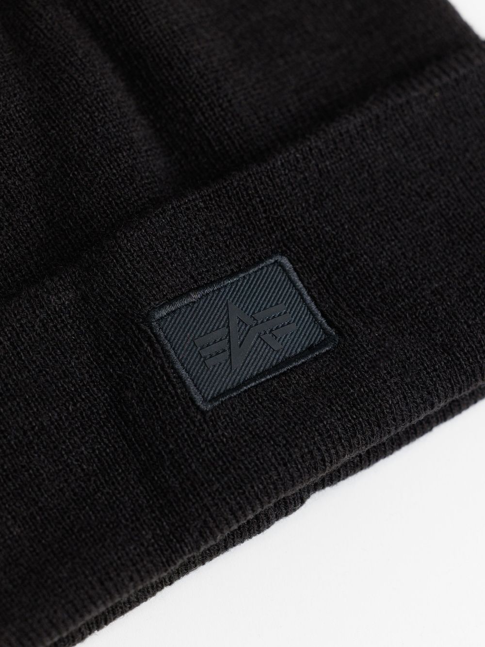 Шапка взрослая ALPHA INDUSTRIES Essential Beanie