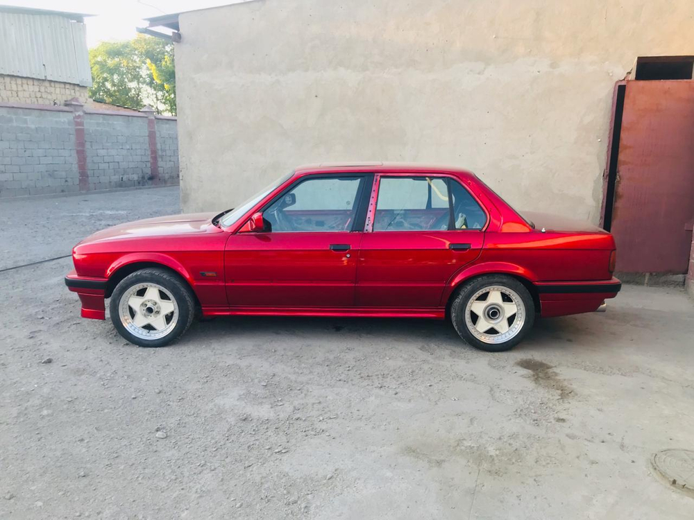 BMW E30 IS Переднии части от порогов пара (Реплика "Стекловолокно")