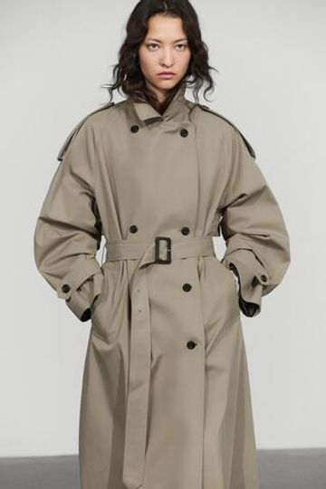 Massimo Dutti Двубортный тренч, бежевый
