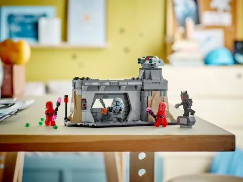 Конструктор LEGO Star Wars 75386 Битва Паз Визслы и Моффа Гидеона