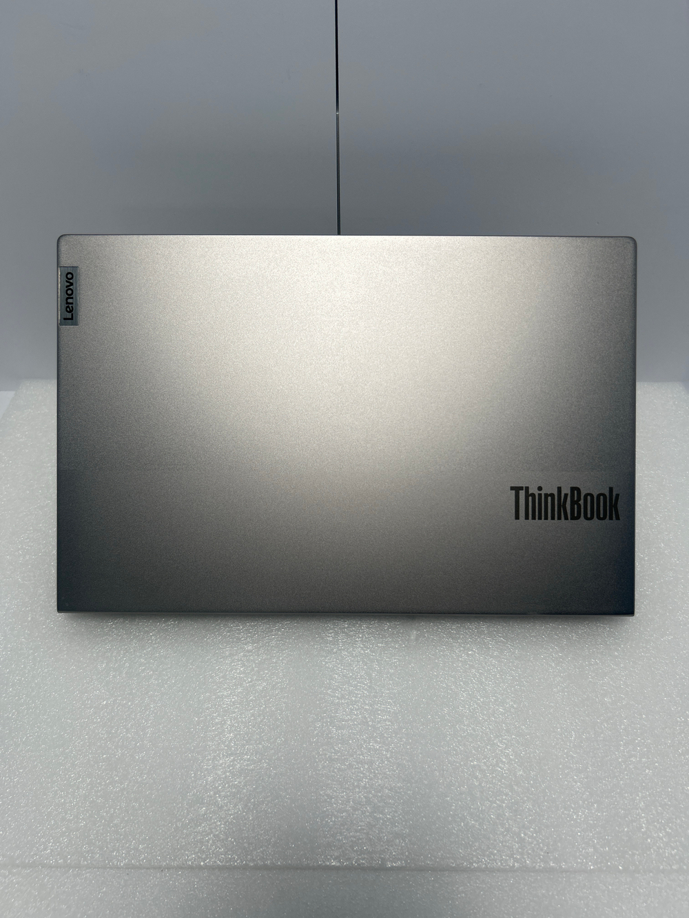 Ноутбук Lenovo ThinkBook 15 G3 ACL (21A4009CRU) 15.6"/AMD Ryzen 5 5500U/RAM 16GB/SSD 512GB/AMD Radeon Graphics/1920*1080/IPS/Windows 11/Подсветка кл-ры: LED/Серый. Состояние: Уценка/ царапины на матрице