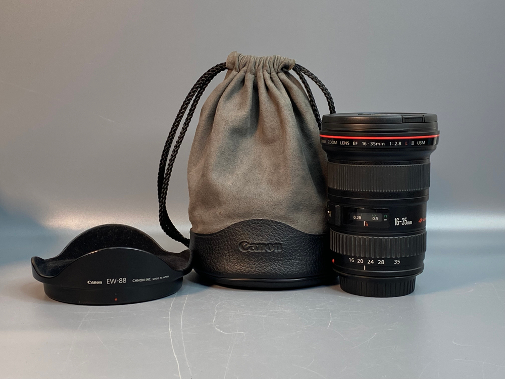 Canon EF 16-35mm f/2.8L II USM