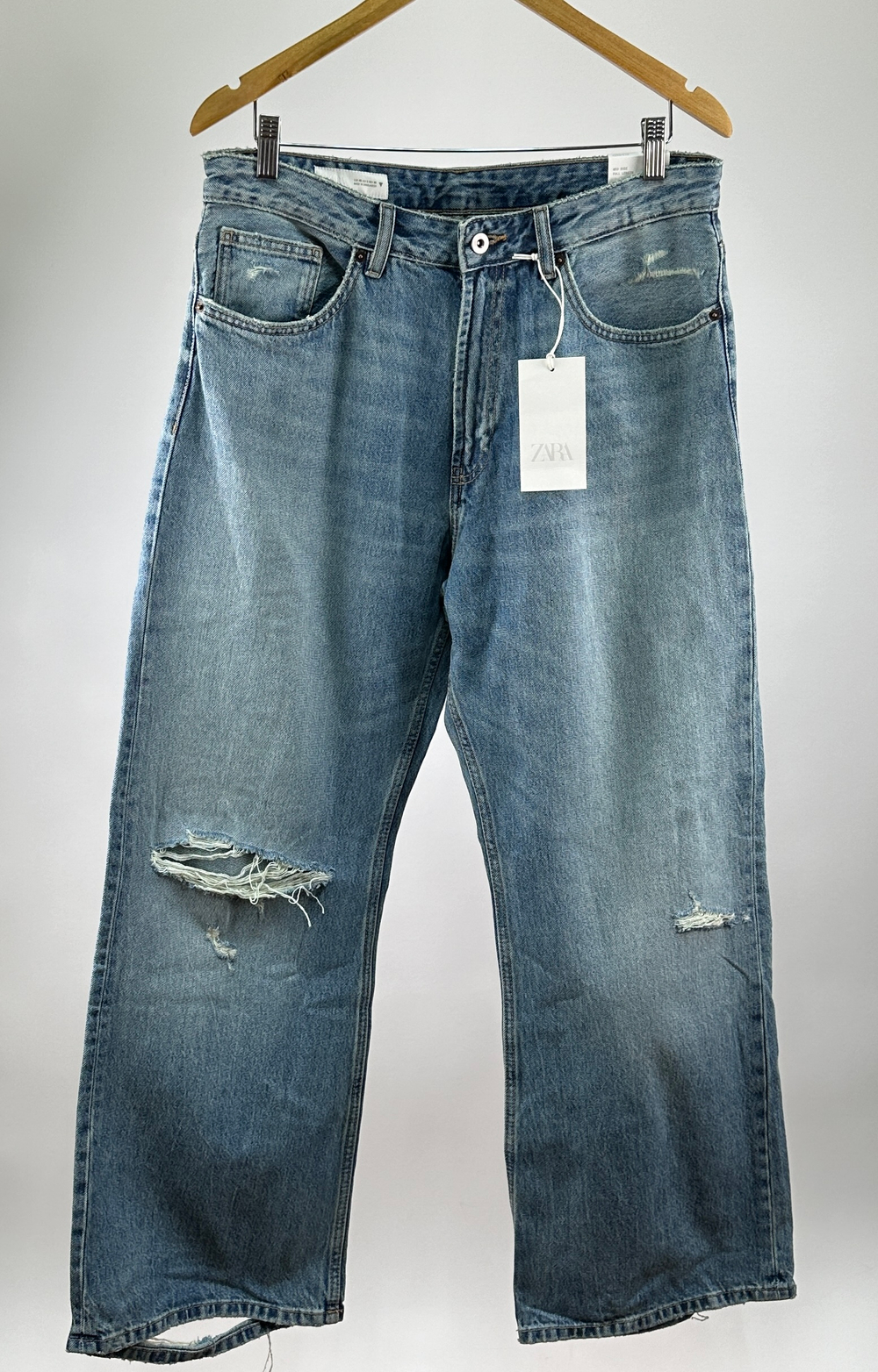 Джинсы Zara