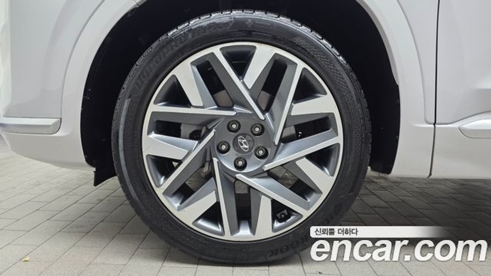 Hyundai Santafe Diesel 2.2 2WD — 2021