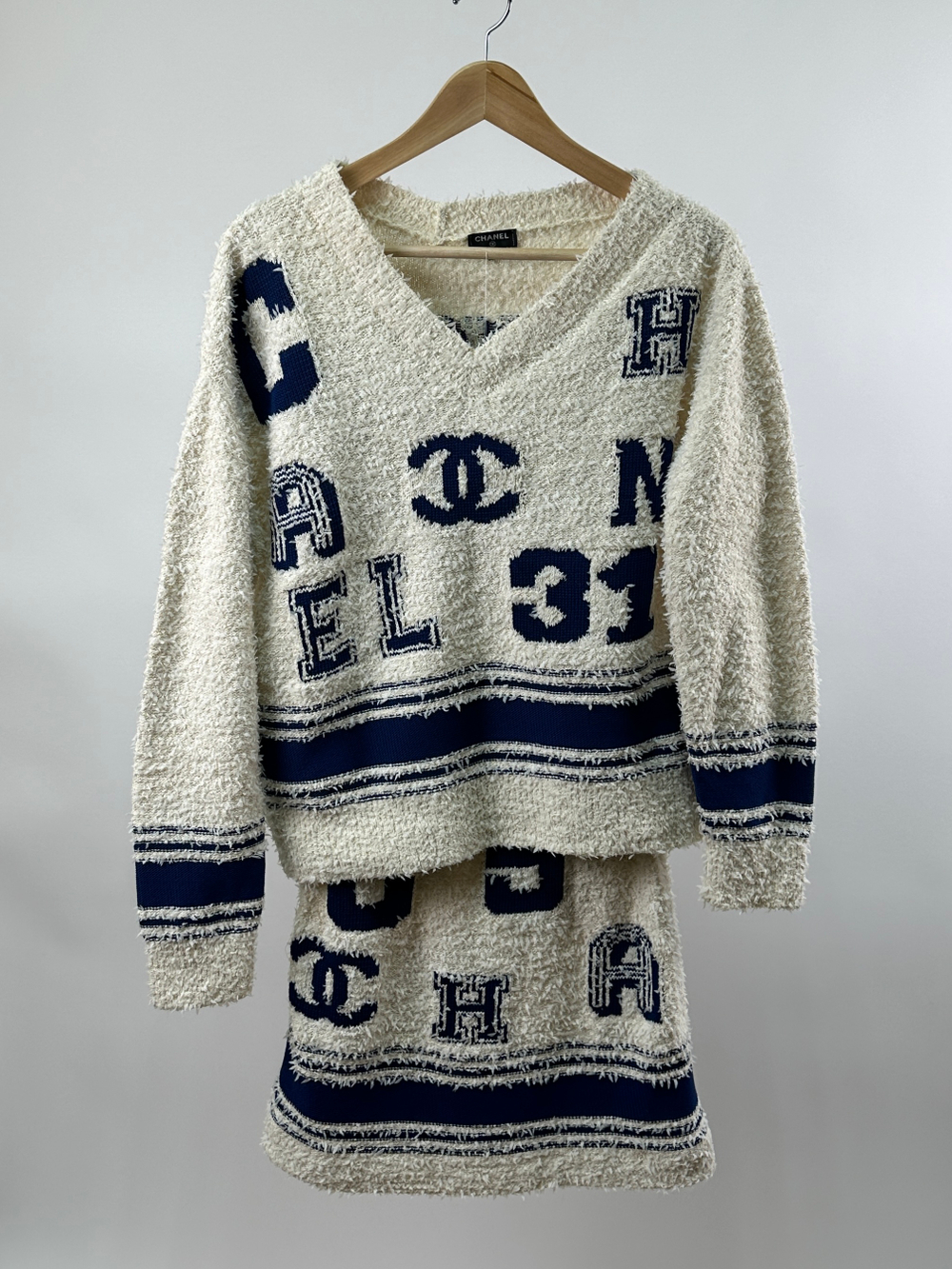 Костюм Chanel
