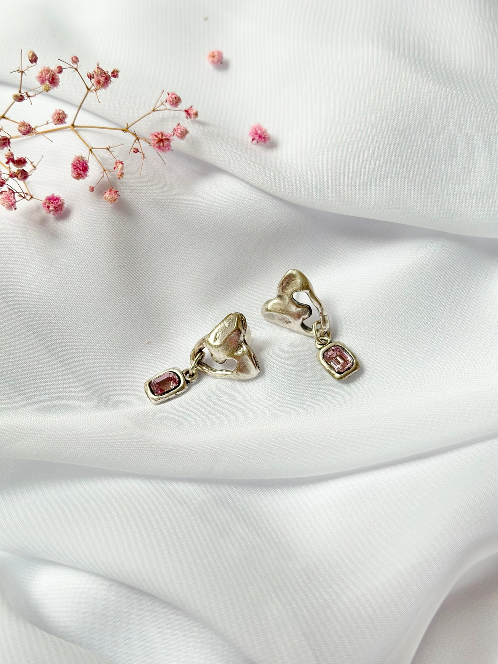 Серьги с подвесами из нежно-розовых кристаллов Swarovski, Турция