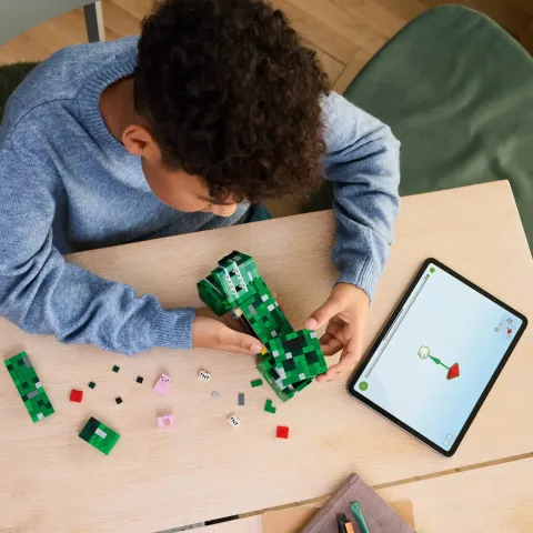Конструктор LEGO Minecraft 21276 Крипер