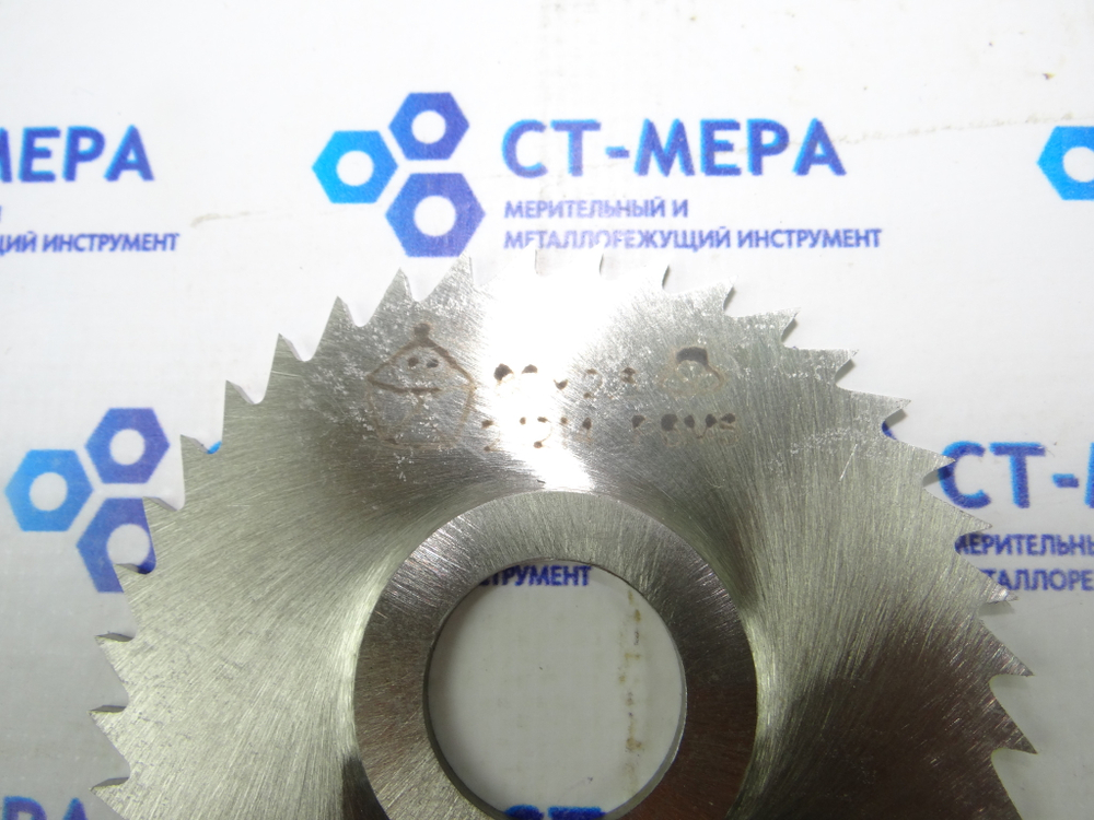 Фреза отрезная по металлу 80х2.5х22мм. z=40 Р6М5 с фаской без ш/п