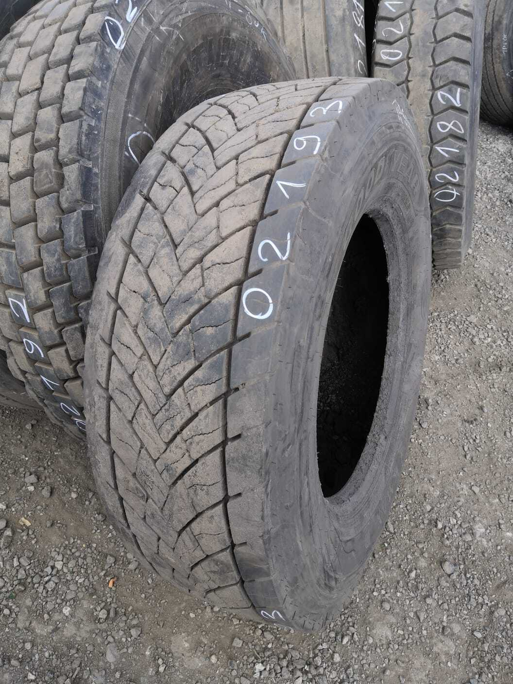 315/70R22.5 Goodyear KMAX D шина б/у